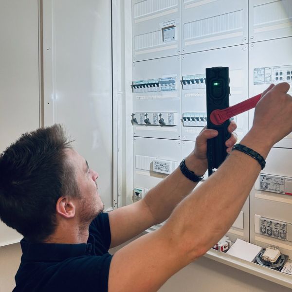 Stableuchte mit Dynamo HL 600 AD